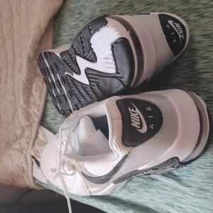 Nike Air Max 95 White and Black Sneakers